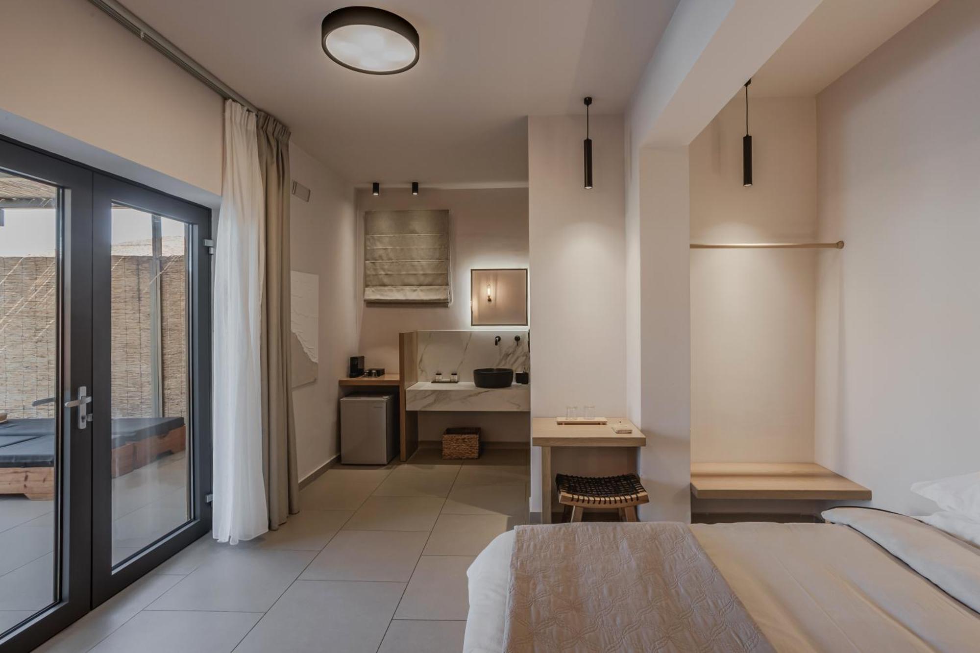 Hotel Amal