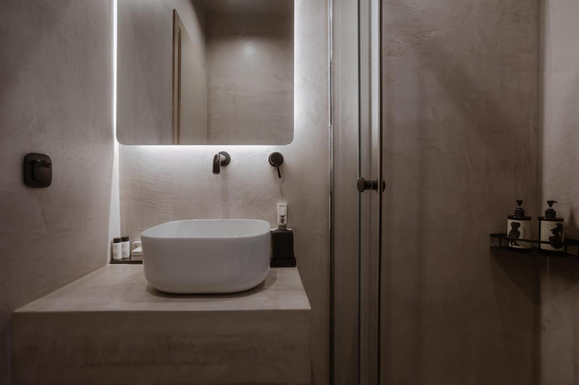 Amal Hotel